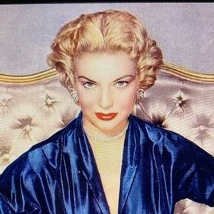 Meet your Posher, Kim